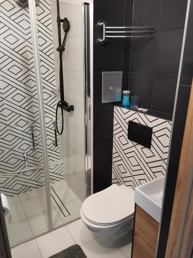 Przytulny Apartament W Wiezowcu - Centrum Miasta Podwislocze 38 Rzeszów Exteriör bild