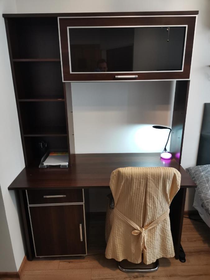 Przytulny Apartament W Wiezowcu - Centrum Miasta Podwislocze 38 Rzeszów Exteriör bild