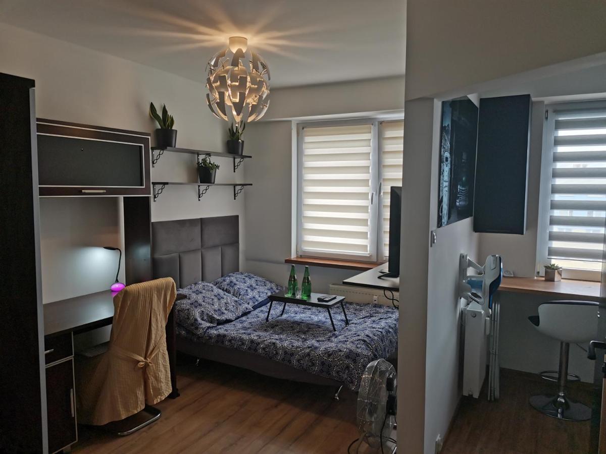 Przytulny Apartament W Wiezowcu - Centrum Miasta Podwislocze 38 Rzeszów Exteriör bild